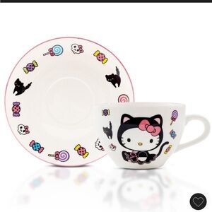 NWT Hello Kitty Teacup Set